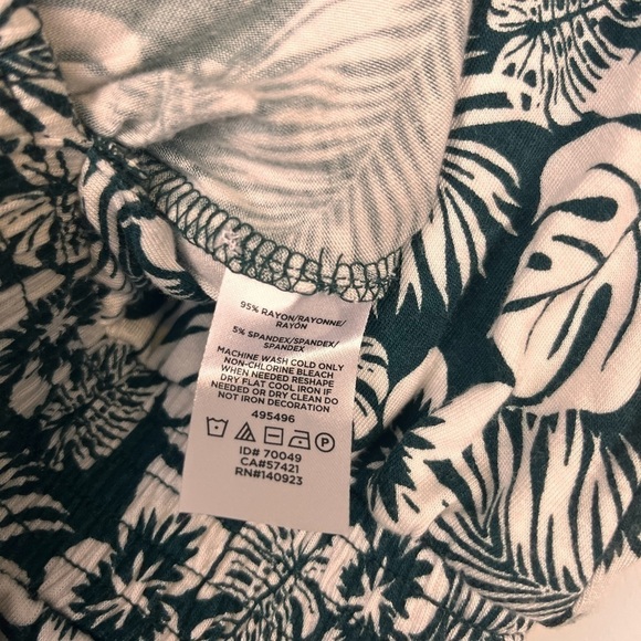 LOFT BEACH Floral short Romper Green Size XXS - Picture 6 of 8